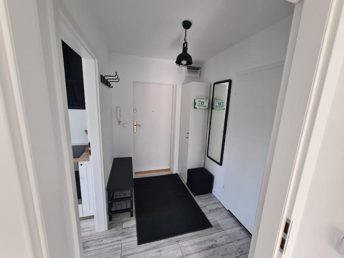 Krolewska Centrum Apartament 4X وارسو المظهر الخارجي الصورة